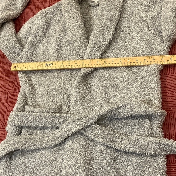 Love & Lore women’s size small / medium Gray plush Fleece Robe - Picture 3 of 11
